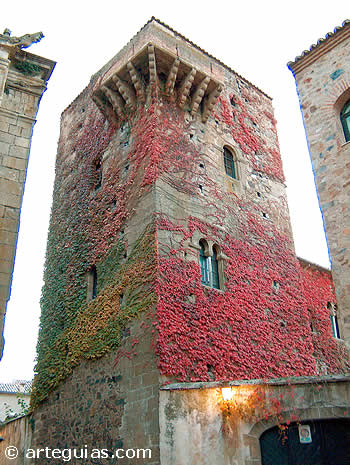 Torre fortificada. Cáceres